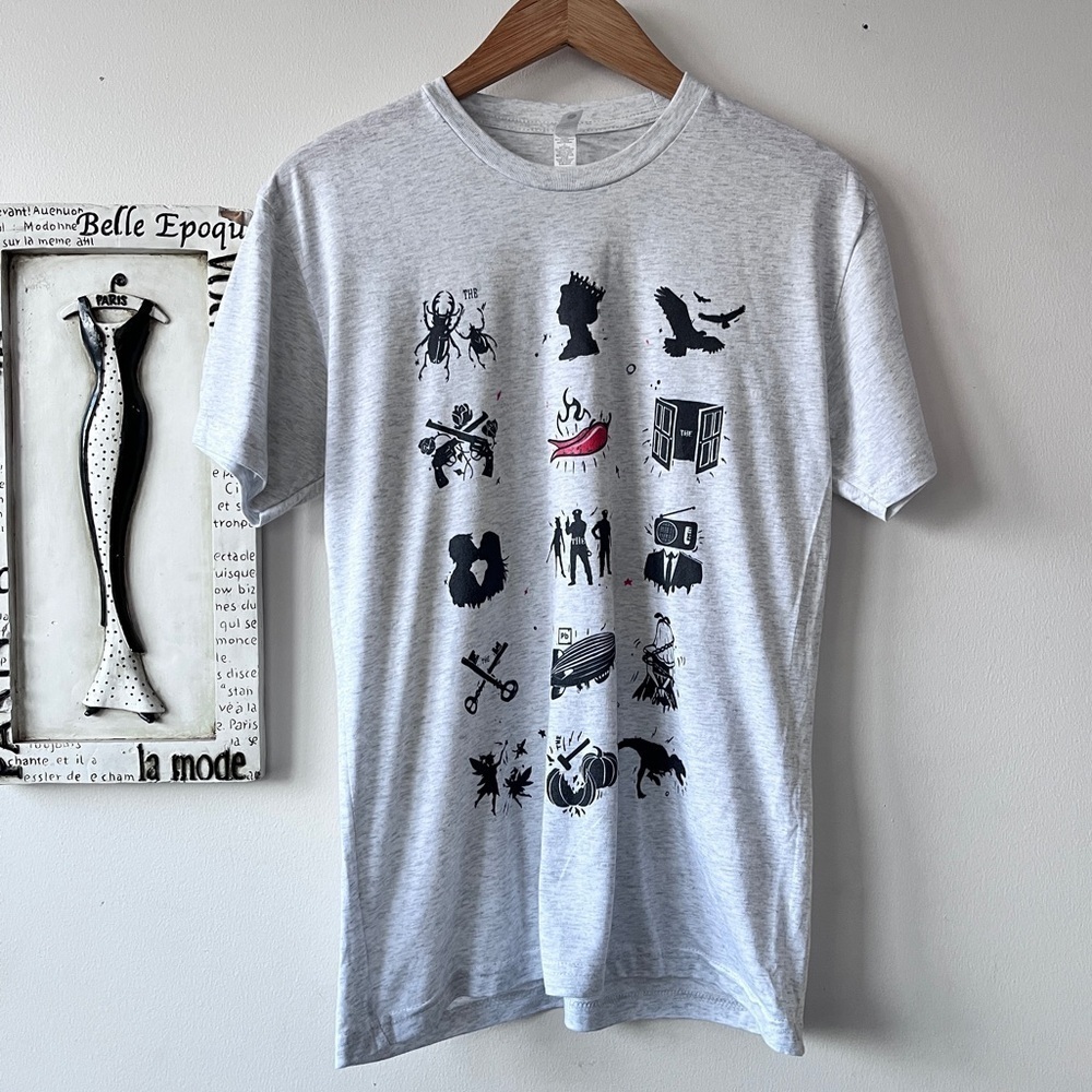 Next Level Apparel White Short Sleeve Graphic T-Shirt Size S Unisex